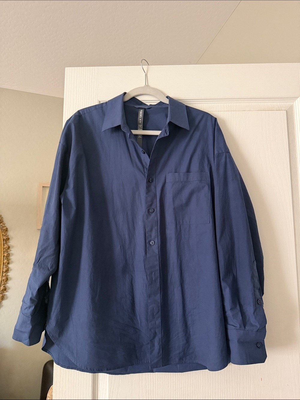 Vuori Relaxed Button Down long sleeve